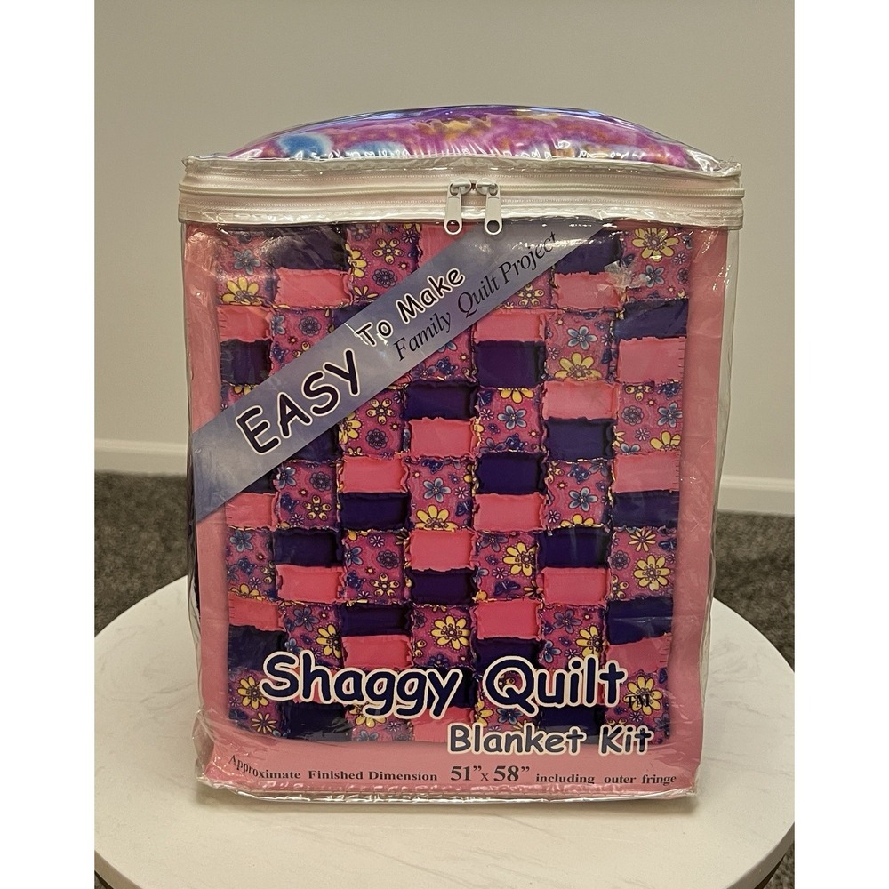 Vintage Shaggy Blanket Quilt Kit‎ 51"x58" Pink Purple Floral Fringe